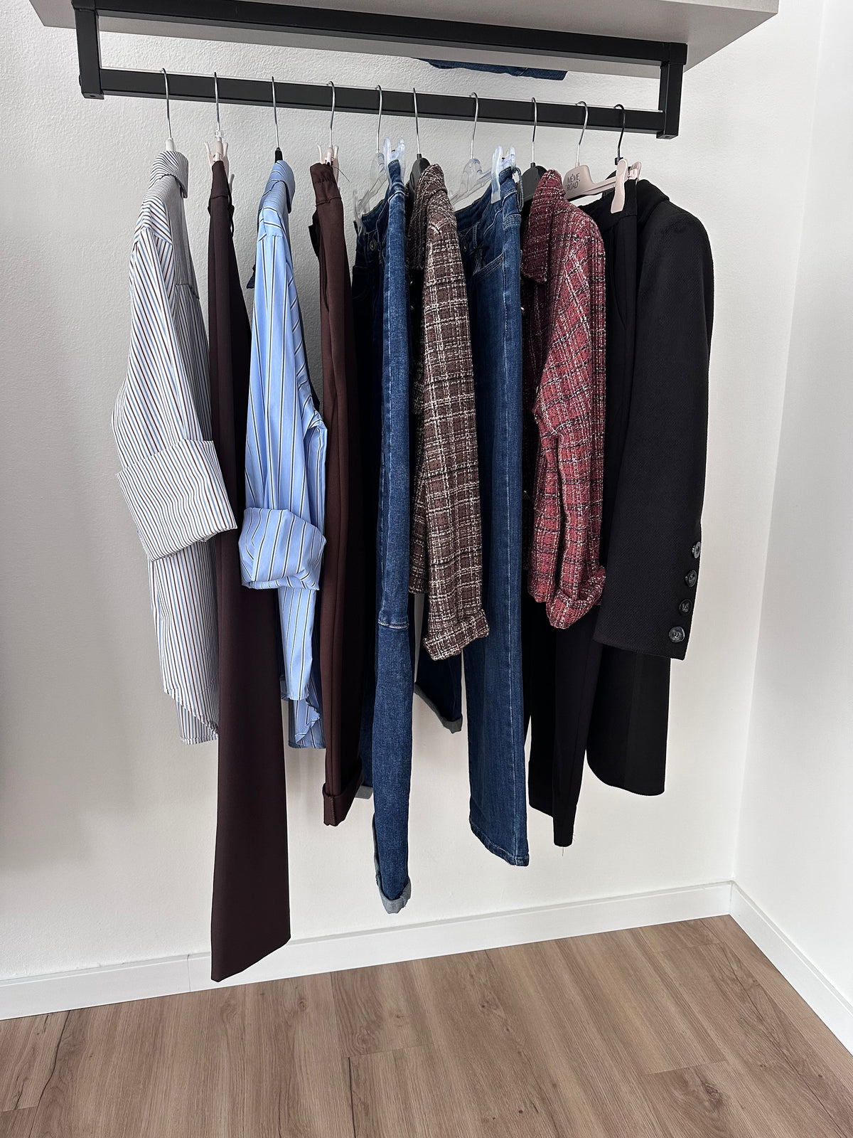 ABBIGLIAMENTO