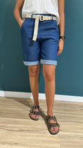 SHORTS IN DENIM