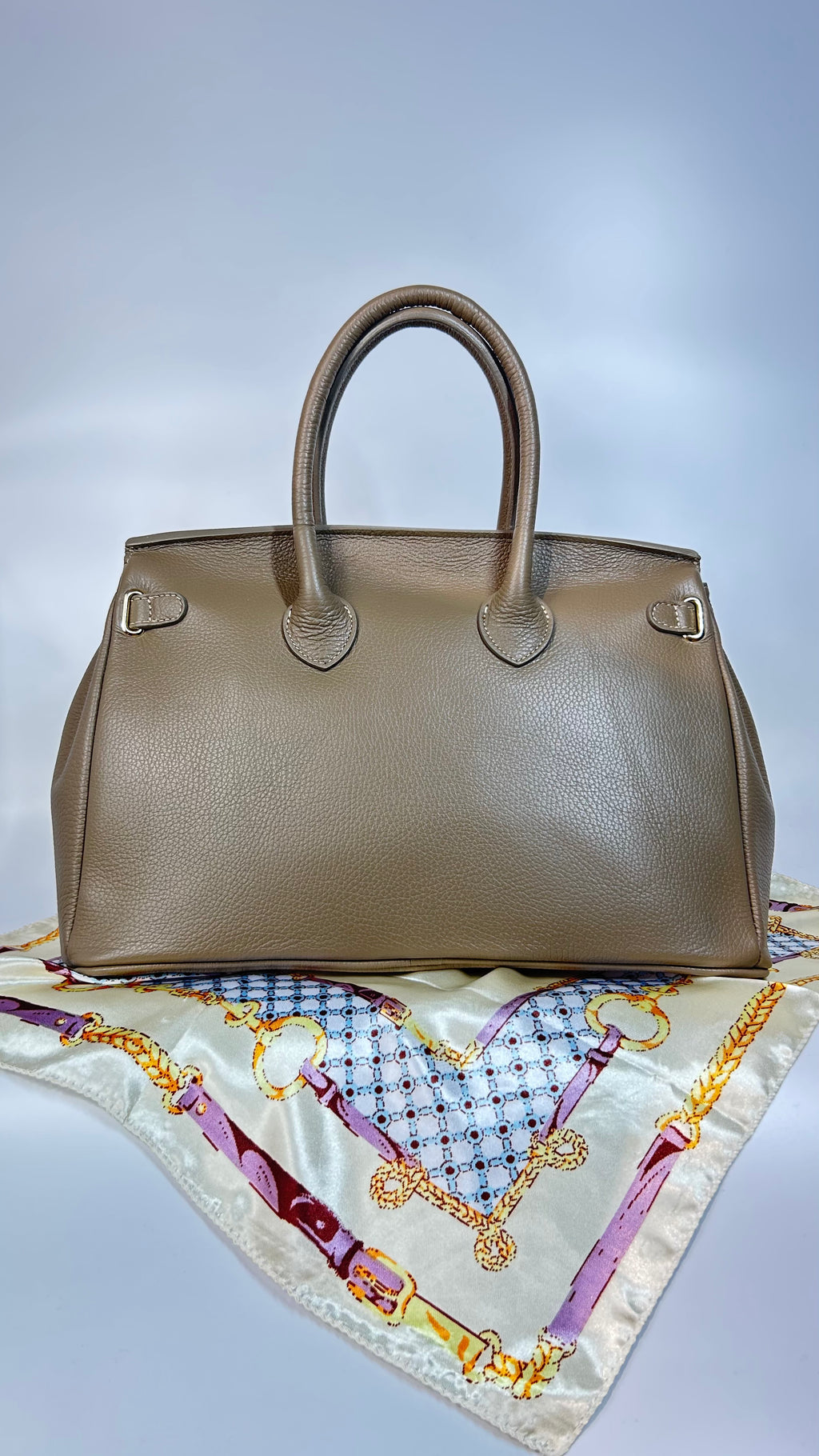 BORSA MODELLO B  IN VERA PELLE MARTELLATA - TAUPE